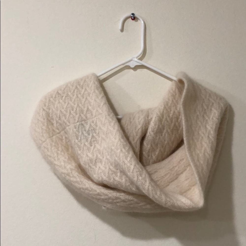 100% Pure Cashmere Infinity Scarf Ivory Color